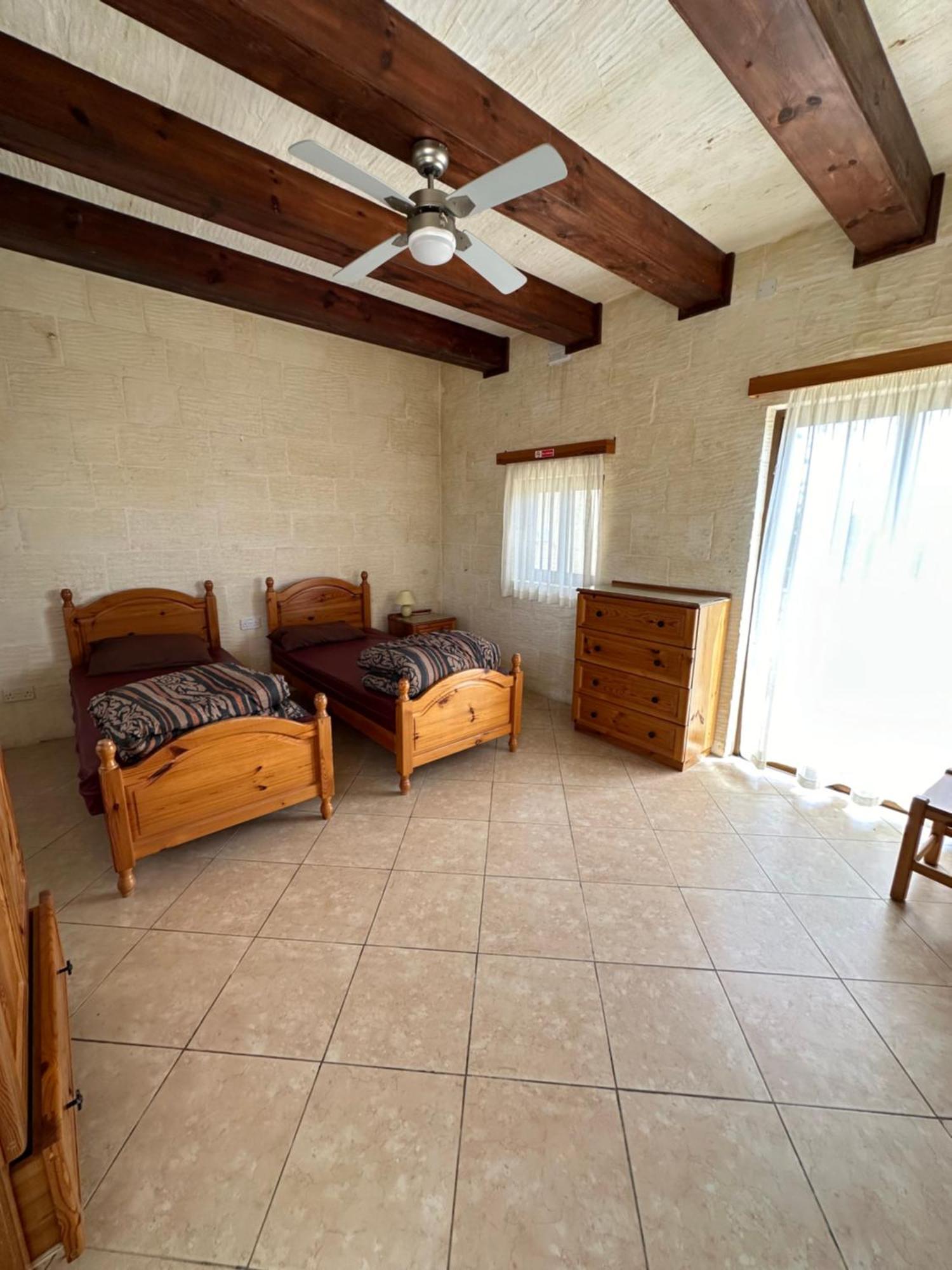 Nawrat Farmhouse อาร์บ ภายนอก รูปภาพ